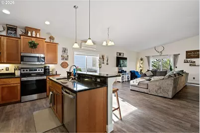 1415 Cottonwood Pl, Cottage Grove, OR 97424 - Photo 9