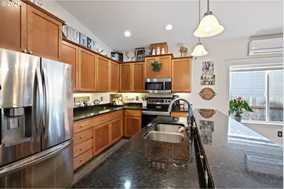 1415 Cottonwood Pl, Cottage Grove, OR 97424 - Photo 11