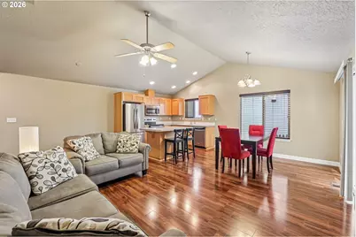4966 Evie Jean St, Salem, OR 97305 - Photo 5