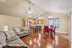 4966 Evie Jean St, Salem, OR 97305 - Photo 5
