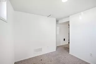 5524 NE Couch St, Portland, OR 97213 - Photo 31