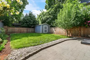3336 SE Washington St, Portland, OR 97214 - Photo 31
