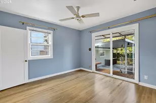 7067 N University Ave, Portland, OR 97203 - Photo 23