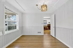 7067 N University Ave, Portland, OR 97203 - Photo 15