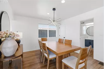 534 Tomahawk Dr, Portland, OR 97217 - Photo 27