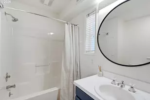 534 Tomahawk Dr, Portland, OR 97217 - Photo 31