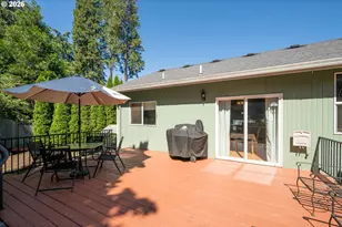 277 S 67th Ct, Springfield, OR 97478 - Photo 29