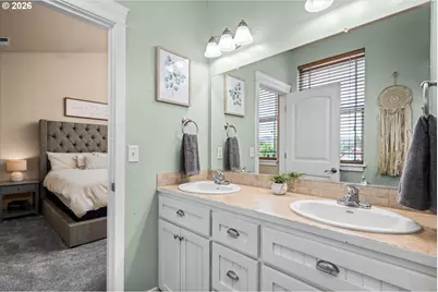 277 S 67th Ct, Springfield, OR 97478 - Photo 17