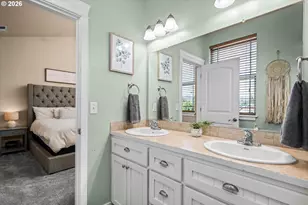 277 S 67th Ct, Springfield, OR 97478 - Photo 17