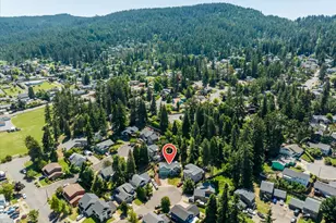 277 S 67th Ct, Springfield, OR 97478 - Photo 39