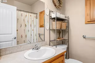 277 S 67th Ct, Springfield, OR 97478 - Photo 23