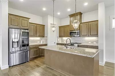7579 SE Kilchis Ln, Hillsboro, OR 97123 - Photo 11