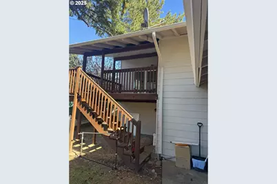 13511 SE Market St, Portland, OR 97233 - Photo 21