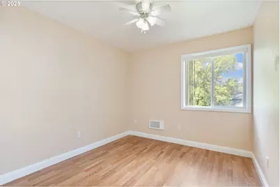 23127 NE Arata Rd, Wood Village, OR 97060 - Photo 27