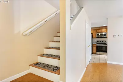 23127 NE Arata Rd, Wood Village, OR 97060 - Photo 7
