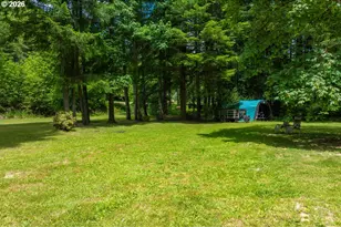 20736 Hwy 42, Myrtle Point, OR 97458 - Photo 39