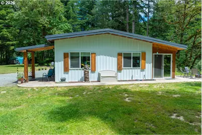 20736 Highway 42, Myrtle Point, OR 97458 - Photo 3