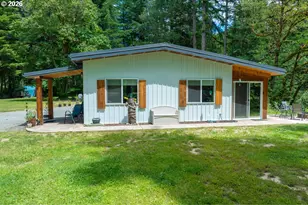 20736 Hwy 42, Myrtle Point, OR 97458 - Photo 3
