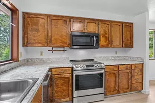 2850 Cascade Dr, Lebanon, OR 97355 - Photo 17