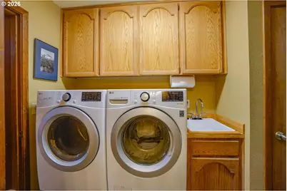 69881 E Alpine North Ct, Rhododendron, OR 97049 - Photo 31