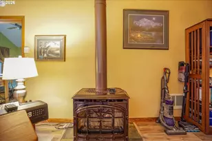 69881 E Alpine North Ct, Rhododendron, OR 97049 - Photo 17