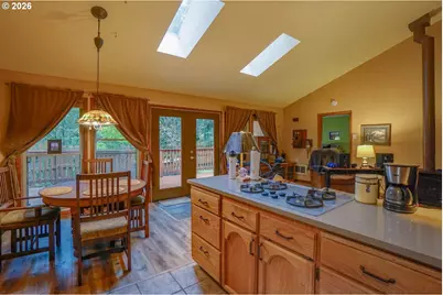 69881 E Alpine North Ct, Rhododendron, OR 97049 - Photo 11