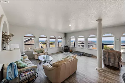 1257 7th St, Bandon, OR 97411 - Photo 23