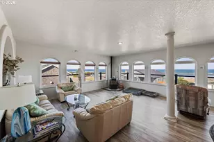 1257 7th St, Bandon, OR 97411 - Photo 23