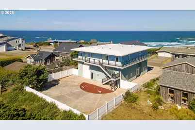 1257 7th St, Bandon, OR 97411 - Photo 3