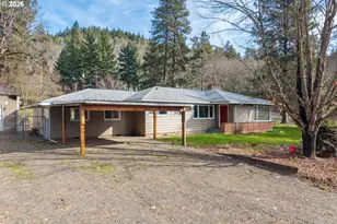 1444 N Main Ave, White Salmon, WA 98672 - Photo 5