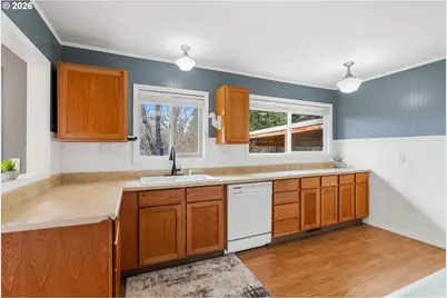 1444 N Main Ave, White Salmon, WA 98672 - Photo 15