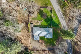 1444 N Main Ave, White Salmon, WA 98672 - Photo 37