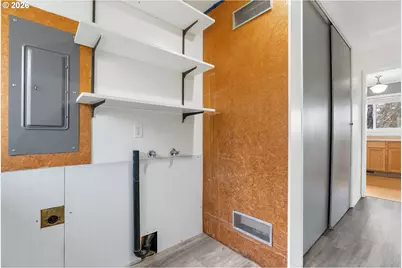 1444 N Main Ave, White Salmon, WA 98672 - Photo 33