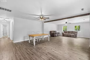 12589 Old Hwy 99, Myrtle Creek, OR 97457 - Photo 9