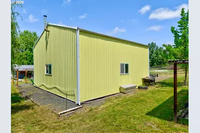 12589 Old Highway 99, Myrtle Creek, OR 97457 - Photo 45