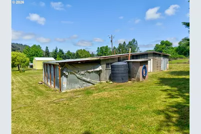 12589 Old Highway 99, Myrtle Creek, OR 97457 - Photo 39