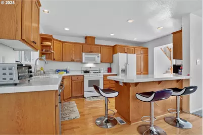 32839 SW Crystal Springs Ct, Scappoose, OR 97056 - Photo 19