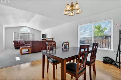 32839 SW Crystal Springs Ct, Scappoose, OR 97056 - Photo 17