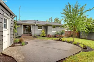 329 SE 50th Ave, Portland, OR 97215 - Photo 29