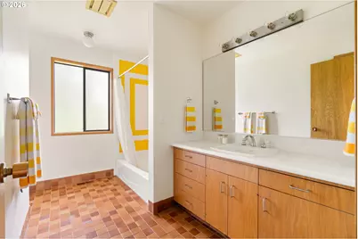 4815 SW Stonebrook Ct, Portland, OR 97239 - Photo 29