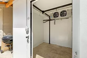 187 Hackett Ln, Riddle, OR 97469 - Photo 29