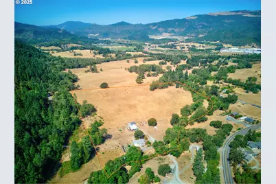 187 Hackett Ln, Riddle, OR 97469 - Photo 45