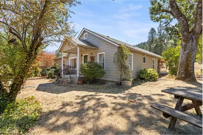 187 Hackett Ln, Riddle, OR 97469 - Photo 31