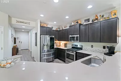 1707 NE 37th Ave, Camas, WA 98607 - Photo 9