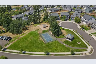 1707 NE 37th Ave, Camas, WA 98607 - Photo 3