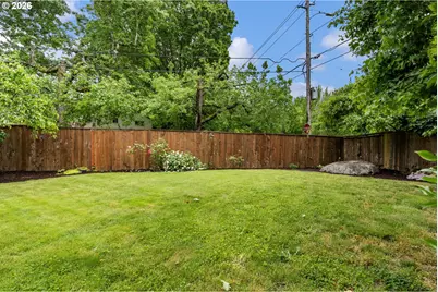 14812 NE Fremont Ct, Portland, OR 97230 - Photo 45