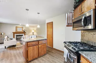14812 NE Fremont Ct, Portland, OR 97230 - Photo 15