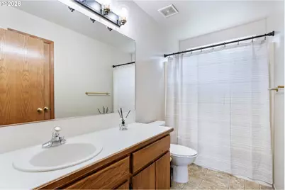 14812 NE Fremont Ct, Portland, OR 97230 - Photo 33