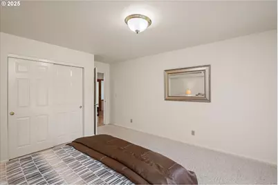 820 Park Ter, Eugene, OR 97404 - Photo 19