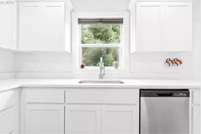 1463 SE Honeysuckle Loop, Warrenton, OR 97146 - Photo 13